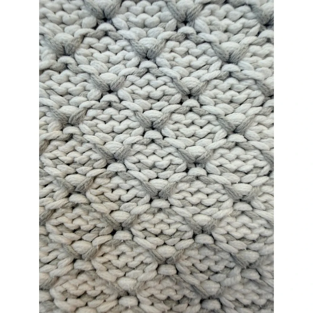Pottery Barn Kids White Grey Honeycomb Popcorn Knit Baby Blanket 36x28 5071